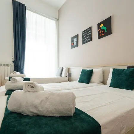 بيت ضيافة Duomo Hermes Relais 4*