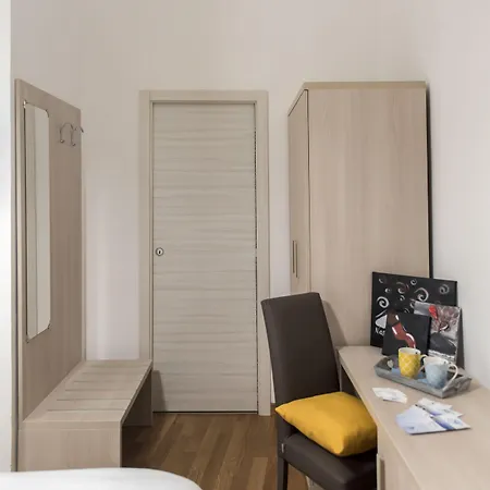 Duomo Hermes Relais بيت ضيافة