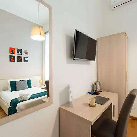 Duomo Hermes Relais بيت ضيافة